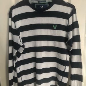 American Eagle long sleeve t-shirt
